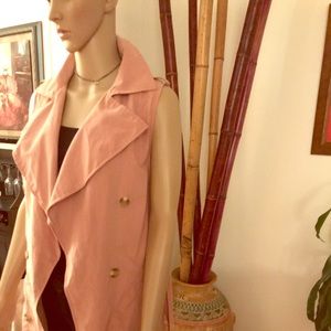 Jacket sleeveless,